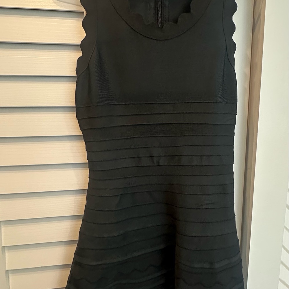Elegant Black Sleeveless Dress